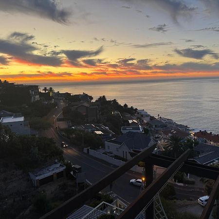 Villa Del Mar - "Luxurious En-Suite Bedroom With Lounge And Stunning Sea View Balcony In Bantry Bay" Kaapstad Buitenkant foto